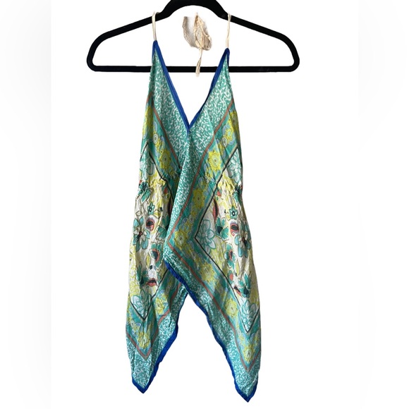 Moda International Limited Edition Floral Halter Top - Picture 2 of 8